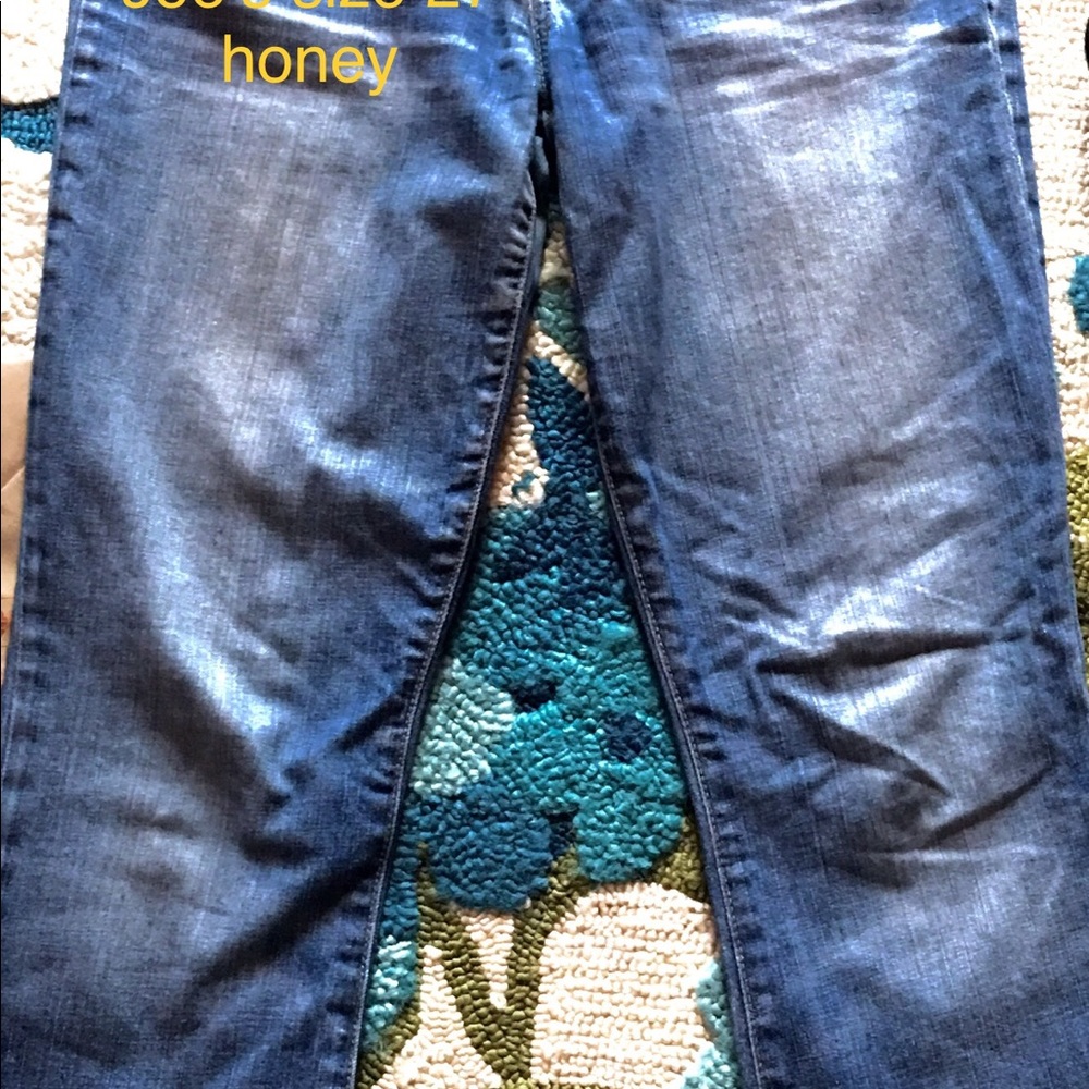 Jeans - Picture 2 of 2